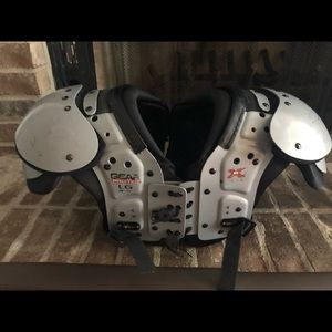 Used Gear Protect  Football Child Shoulder Pads